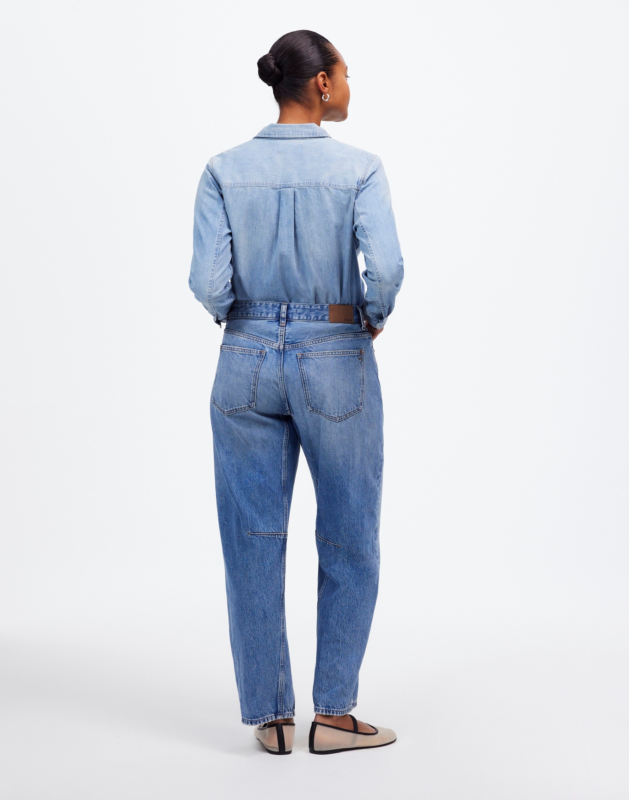 The Curvy Darted Barrel-Leg Jean Dobbins Wash | Madewell