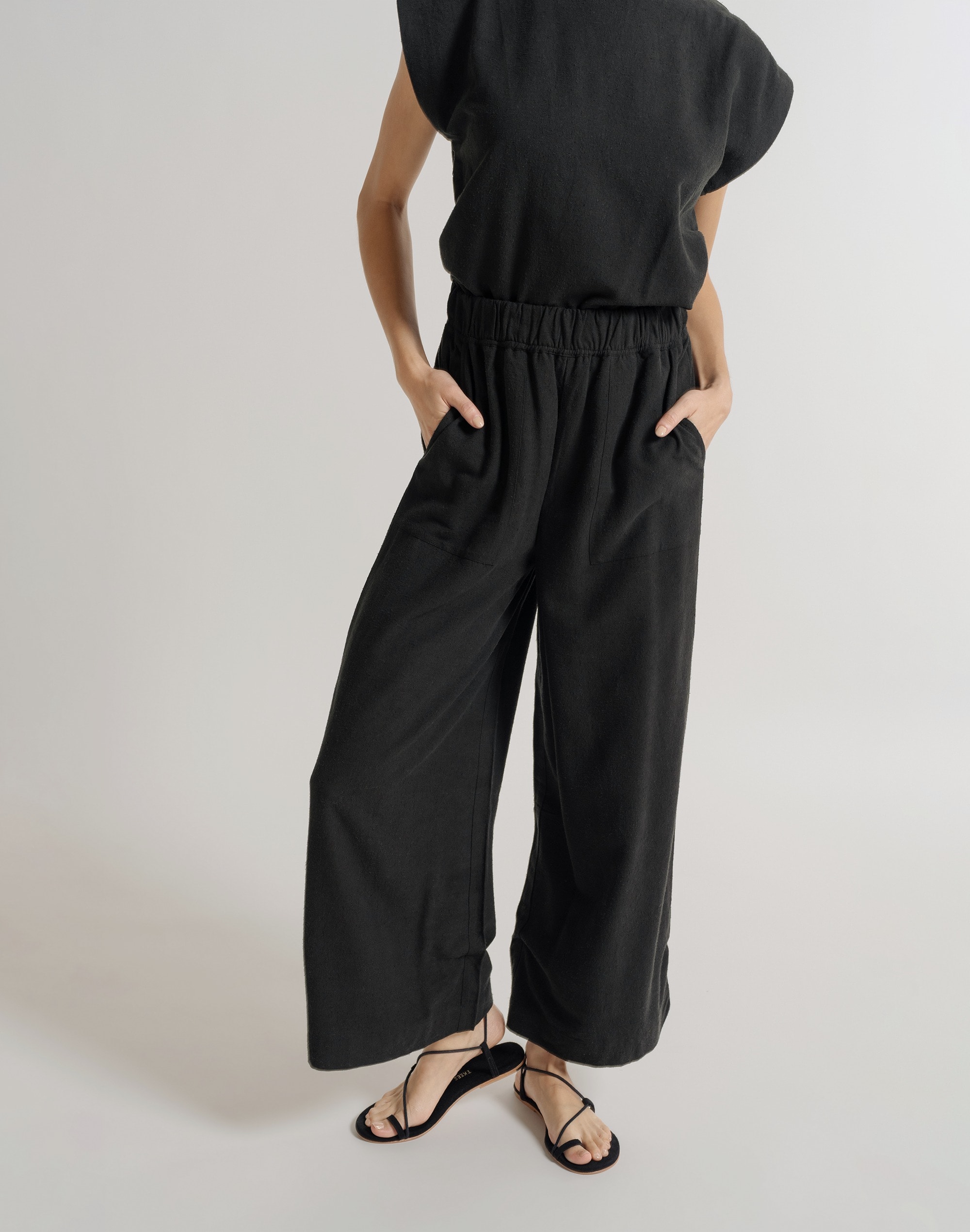 LAUDE The Label Everyday Pant - Black Silk Noil