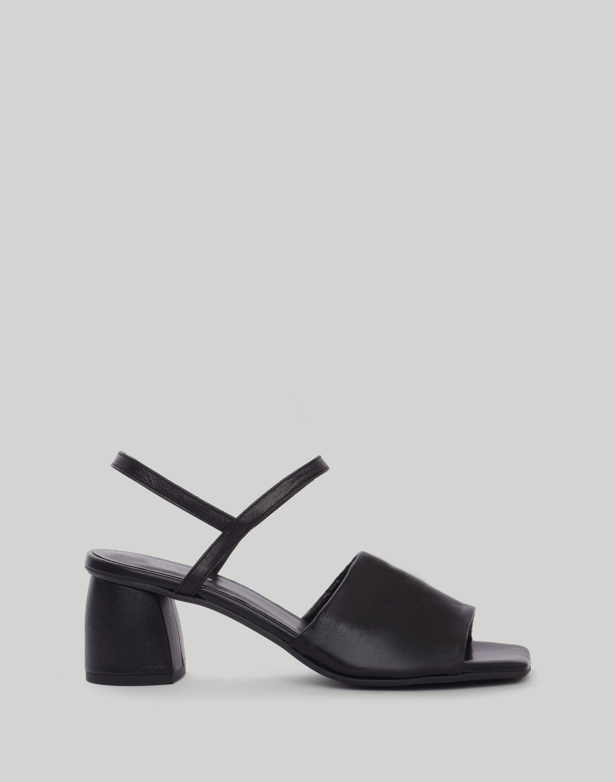 Maguire Oliva Black Heel