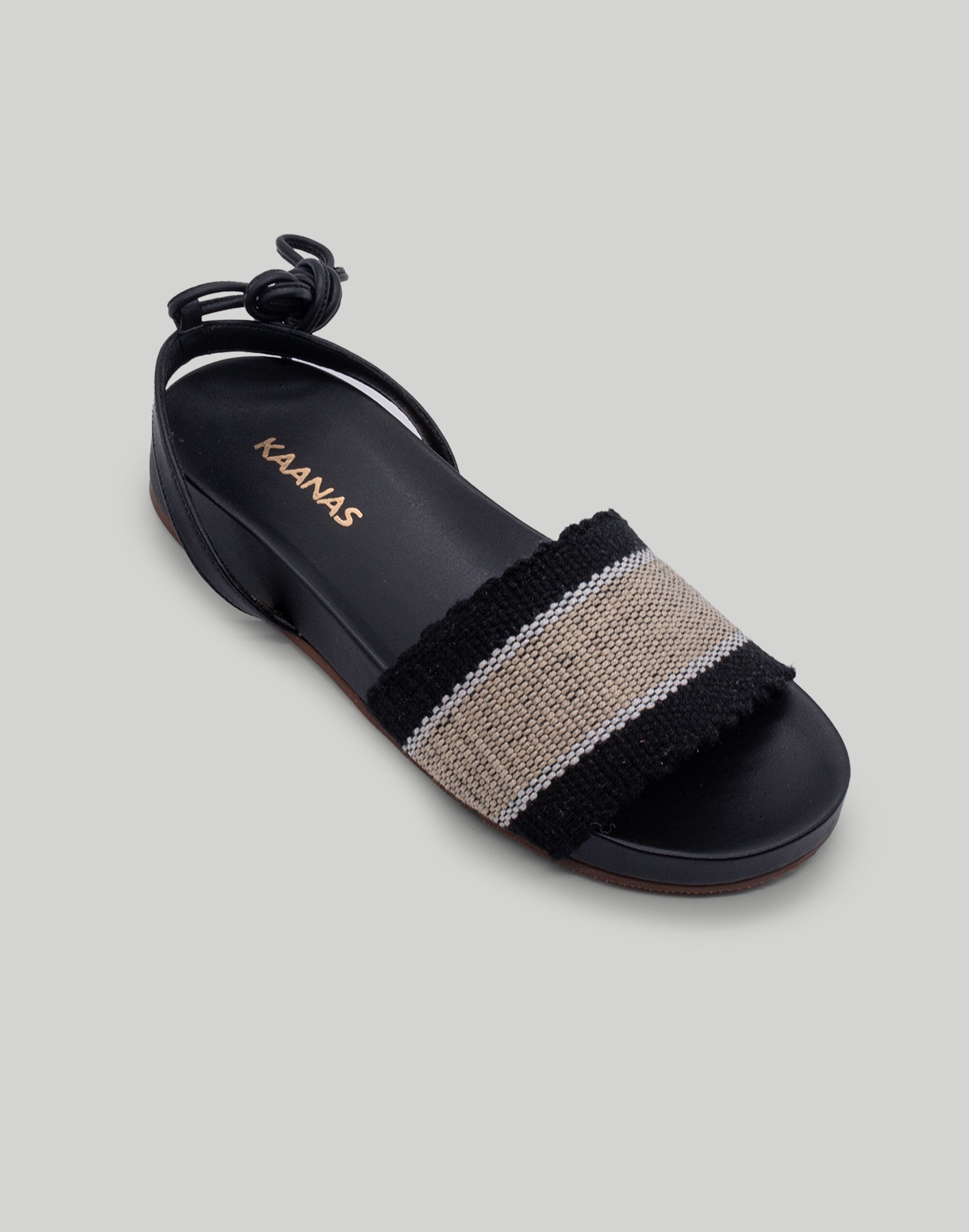 KAANAS Iris wrap around Pool slide w. Handwoven upper