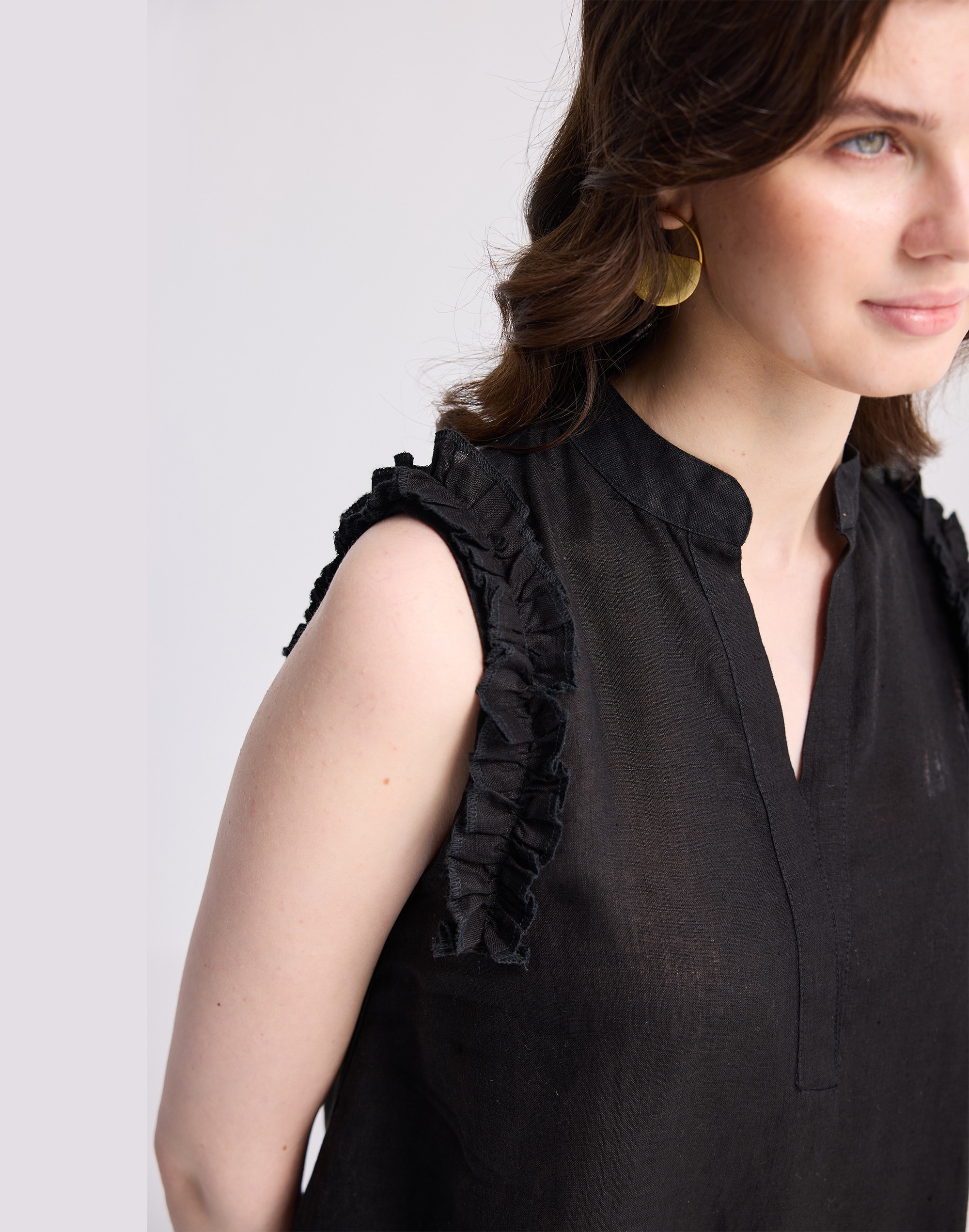 Reistor® Sleeveless 100% Hemp Top with Ruffles Black | Madewell