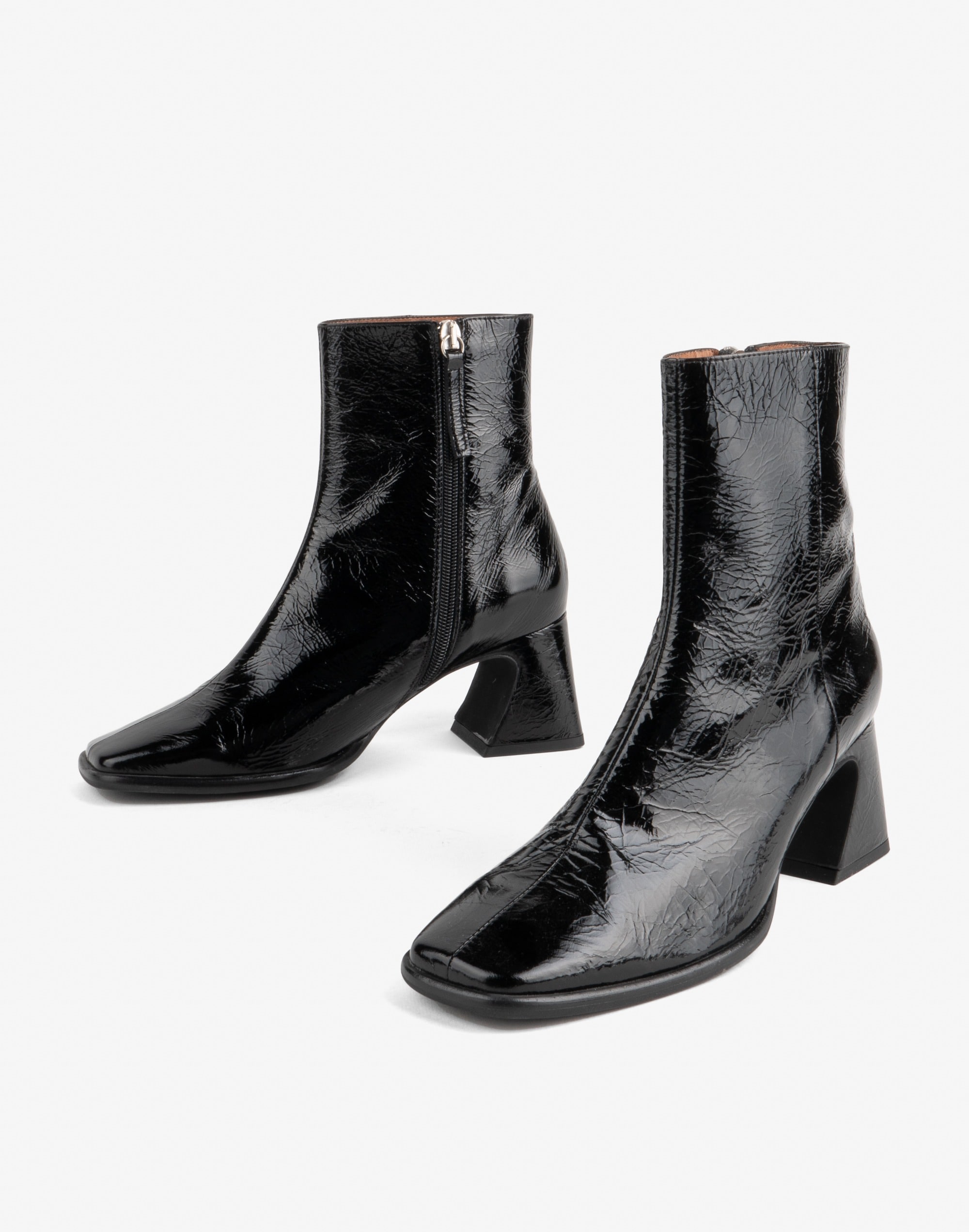 Intentionally Blank TAFFY PATENT LEATHER HEELED BOOT | Madewell