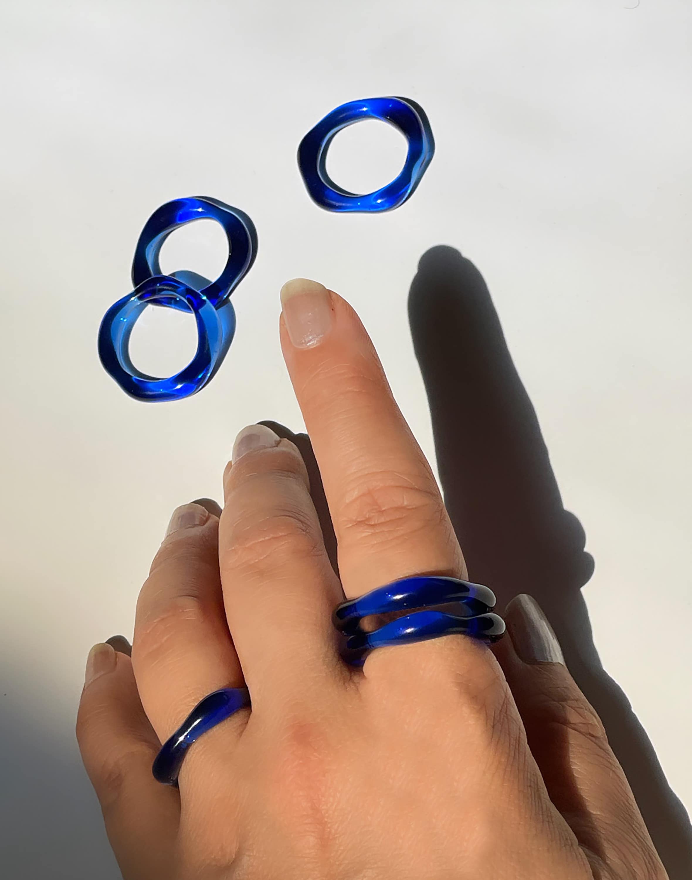 Jane D'Arensbourg Cobalt Organic Band Glass Ring | Madewell